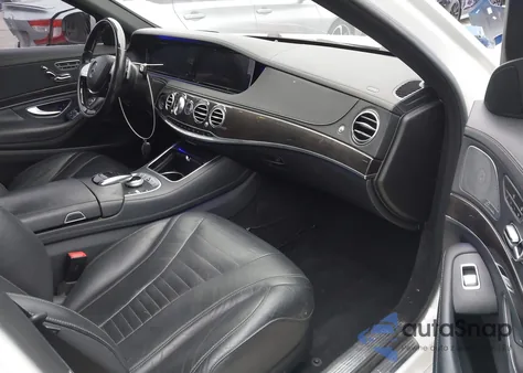 2016 Mercedes-Benz S 550 z USA, uszkodzony, nr VIN WDDUG8CB8GA214690